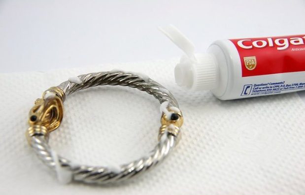 Aluminum Foil Toothpaste Silver Polish Clean Tarnished Silver