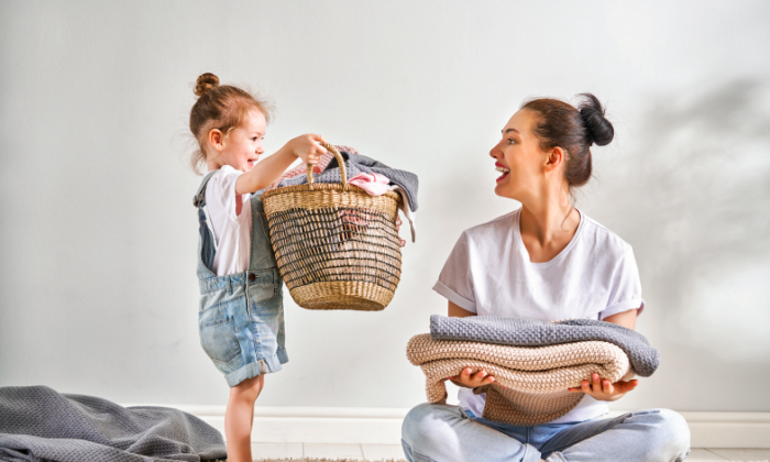 children cleaning